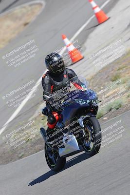media/Nov-12-2023-Classic Track Days (Sun) [[11f17acb81]]/Group 3/session 2 turn 9/